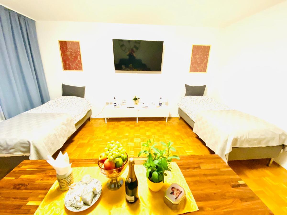 Welcome To Messe!-Two-Bedroom Apartment&Balcony Hanóver Exterior foto